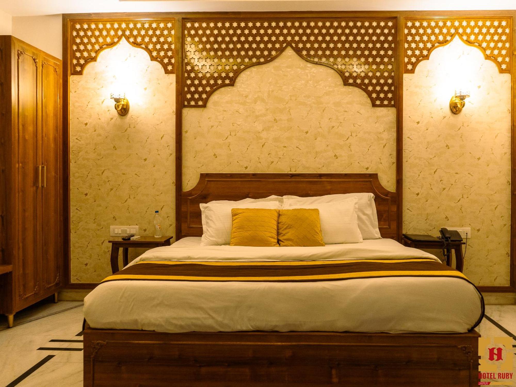 Hotel Ruby Jaipur Exteriör bild